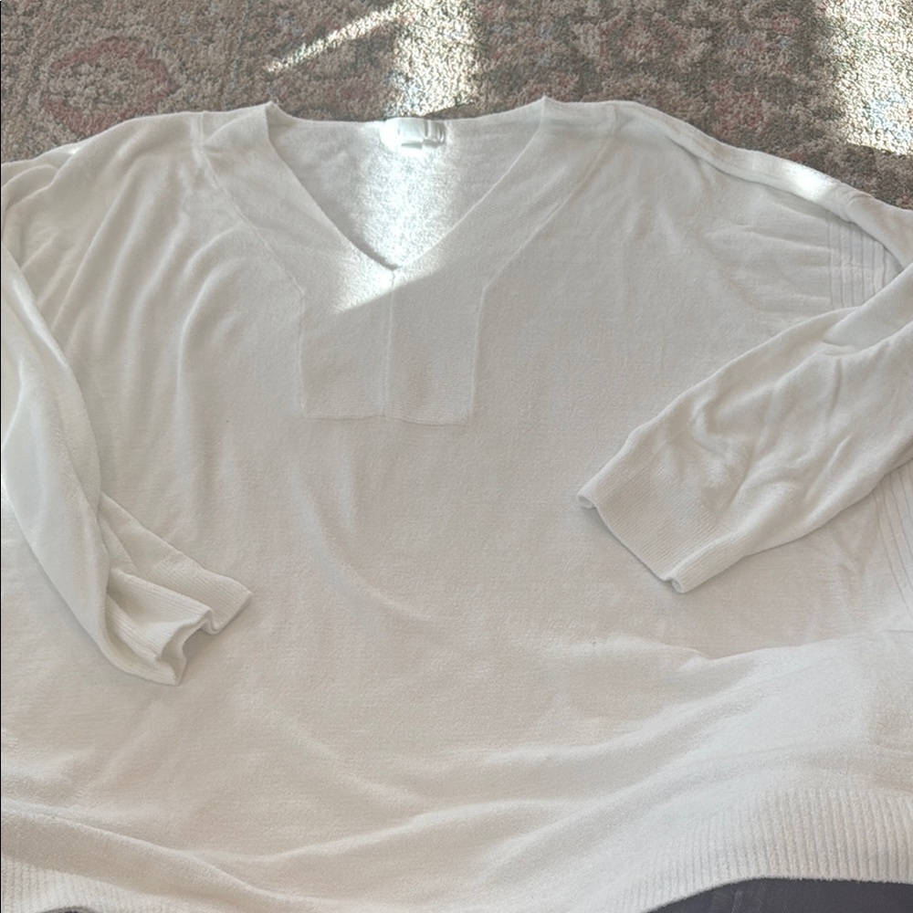 Barefoot dreams cozy chic ulta lite Vneck pull over size 3X almond multi color